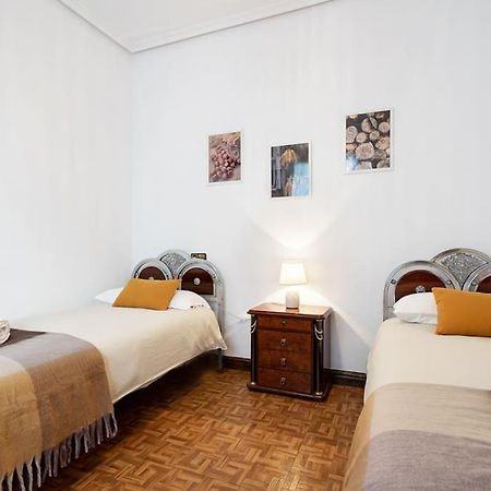 Apartamento Trisquel Gijón Esterno foto