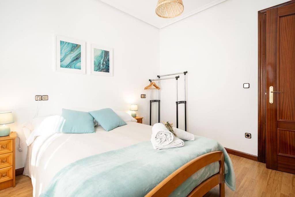 Apartamento Trisquel Gijón Esterno foto