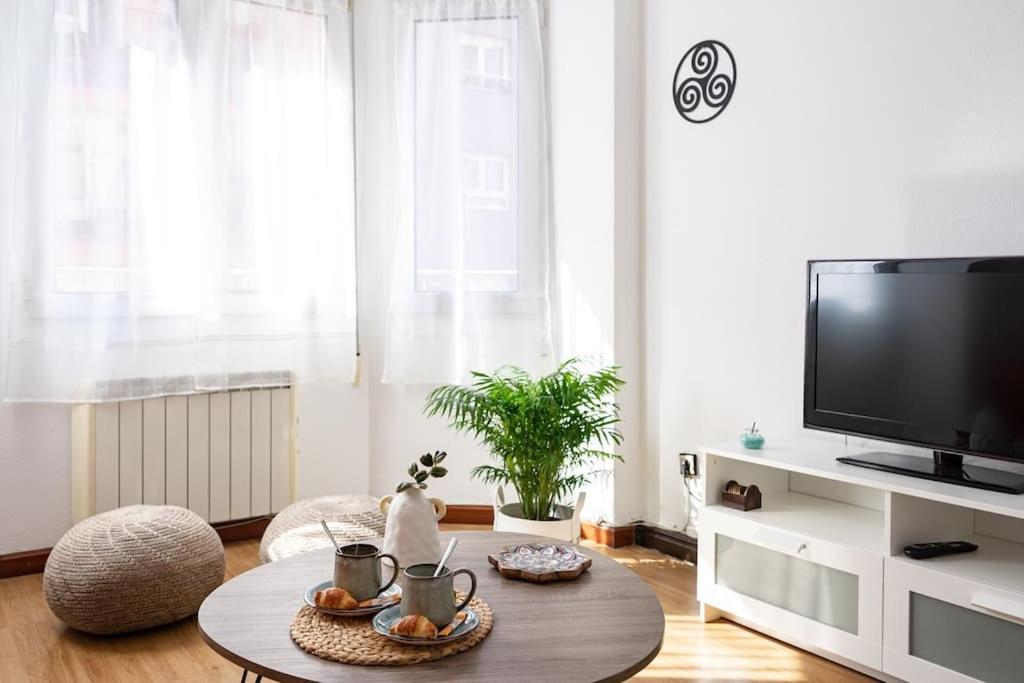 Apartamento Trisquel Gijón Esterno foto